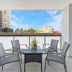 Parramatta Comfy- 2Bd-Free Parking -Netflix-Westfield
